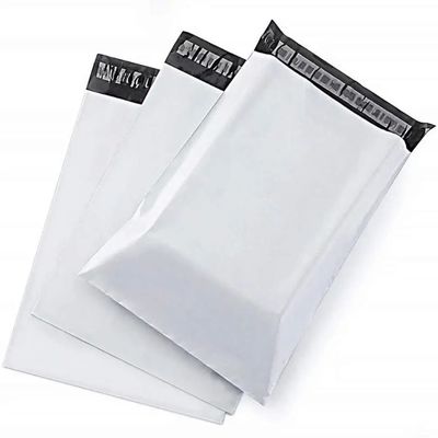 Farbige LDPE Personalisierte Poly Mailers Versandtaschen Umschlag in Rollen